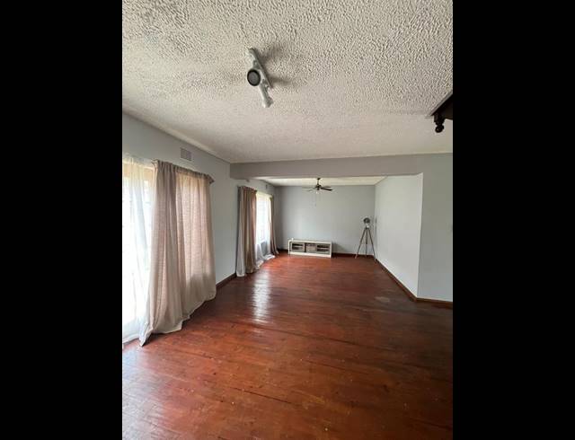 3 BEDROOM DUPLEX FOR SALE IN MANORS